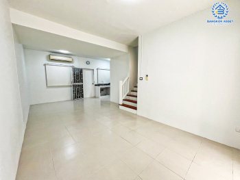 *****ทาวน์เฮ้าส์มือสองนนทบุรี โครงการ พฤกษา49/1 กาญจนาภิเษก เนื้อที่ 17.4 ตร.ว. ฟังก์ชัน 3 ห้องนอน 2 ห้องน้ำ 1 ที่จอดรถ บ้านตกแต่งใหม่ พร้อมเข้าอยู่ บนทำเลใกล้เซ็นทรัลเวสต์เกต, รถไฟฟ้าสายสีม่วง "สถานีตลาดบางใหญ่" และจุดขึ้นทางด่วน "กาญจนาภิเษก" จองเลย!