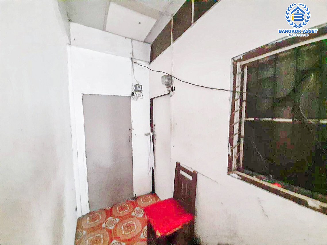 *****ทาวน์โฮมมือสองปทุมธานี หมู่บ้าน ไทยธานี นวนคร เนื้อที่เกือบ 16 ตร.ว. ฟังก์ชัน 3 ห้องนอน 2 ห้องน้ำ บนทำเลใกล้ชุมชน เหมาะแก่การค้าขาย เชื่อมต่อถนนพหลโยธิน, ถนน 347 ใกล้จุดขึ้นทางด่วน "วงแหวนตะวันออก ดอนเมือง-โทลเวย์"