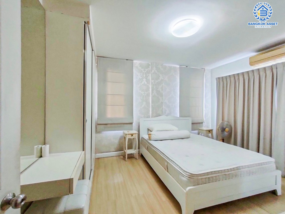 *****ทาวน์โฮมมือสองกรุงเทพฯ โครงการ ทาวน์พลัส หัวหมาก เนื้อที่ 22.9 ตร.ว. ฟังก์ชัน 3 ห้องนอน 4 ห้องน้ำ 2 ที่จอดรถ บ้านพร้อมอยู่ แถมฟรี! 5 เครื่องปรับอากาศ และ 3 เครื่องทำน้ำอุ่น ทำเลใกล้สนามบินสุวรรณภูมิ เชื่อมต่อ ถ.กรุงเทพกรีฑา, ถ.ศรีนครินทร์ และเพียง 10 นาทีก็ถึงรถไฟฟ้า "สถานีศรีกรีฑา"