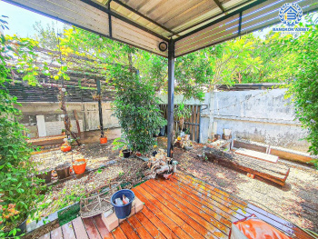 *****บ้านเดี่ยวมือสองปทุมธานี โครงการ ณัฐนันท์โฮม4 กาญจนาภิเษก หลังมุม! เนื้อที่กว้าง 50 ตร.ว. ฟังก์ชัน 3 ห้องนอน 2 ห้องน้ำ 2 ที่จอดรถ บ้านปรับปรุงใหม่ สภาพภายในพร้อมอยู่ บนทำเลดี เชื่อมต่อ ถนนปทุมธานี-บางเลน, ถนนกาญจนาภิเษก, ถนนราชพฤกษ์ ใกล้ตลาดอุดมทรัพย์ และบิ๊กซีลาดหลุมแก้ว ในราคาสุดคุ้ม