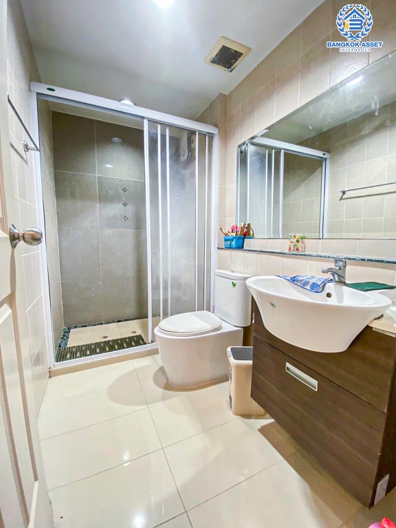 *****ทาวน์โฮม 3 ชั้นมือสอง โครงการ บ้านกลางเมือง Urbanion เกษตร-นวมินทร์2 เนื้อที่ 20.30 ตร.ว. ฟังก์ชัน 3 ห้องนอน 3 ห้องน้ำ 1 ที่จอดรถ บ้านสภาพใหม่ ฟรี! เครื่องปรับอากาศ บนทำเลใกล้เมือง เชื่อมต่อถนนรัชดาภิเษก ถนนรามอินทรา ใกล้รถไฟฟ้าสายสีชมพู "สถานีรามอินทรา" และทางด่วน "ฉลองรัช"