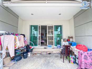 *****ทาวน์โฮม 3 ชั้นมือสอง โครงการ บ้านกลางเมือง Urbanion เกษตร-นวมินทร์2 เนื้อที่ 20.30 ตร.ว. ฟังก์ชัน 3 ห้องนอน 3 ห้องน้ำ 1 ที่จอดรถ บ้านสภาพใหม่ ฟรี! เครื่องปรับอากาศ บนทำเลใกล้เมือง เชื่อมต่อถนนรัชดาภิเษก ถนนรามอินทรา ใกล้รถไฟฟ้าสายสีชมพู "สถานีรามอินทรา" และทางด่วน "ฉลองรัช"