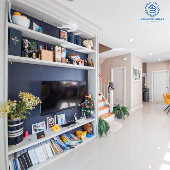 *****บ้านแฝดมือสองนนทบุรี โครงการ ชวนชื่นพาร์ค กาญจนาภิเษก-บางใหญ่ เนื้อที่กว้าง 46.9 ตร.ว. ฟังก์ชัน 3 ห้องนอน 2 ห้องน้ำ 2 ที่จอดรถ บ้านสภาพสวย ติดสวนส่วนกลาง บนทำเลเดินทางสะดวก เชื่อมต่อถนนกาญจนาภิเษก ใกล้รถไฟฟ้าสายสีม่วง "สถานีตลาดบางใหญ่" เพียง 15 นาที !!