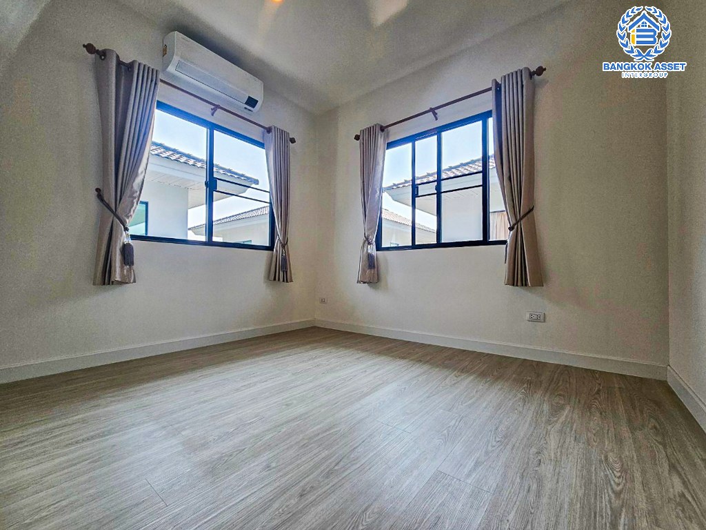 *****บ้านแฝดมือสอง โครงการ เพอร์เฟคพาร์ค แจ้งวัฒนะ เนื้อที่ 36.70 ตร.ว. ฟังก์ชัน 3 ห้องนอน 2 ห้องน้ำ 2 ที่จอดรถ ฟรี! เครื่องปรับอากาศ โครงการบนทำเลใกล้เมือง เชื่อมต่อถนนรัตนาธิเบศร์ ถนนชัยพฤกษ์ ถนนกาญจนาภิเษก ใกล้รถไฟฟ้าสายสีชมพู "สถานีห้าแยกปากเกร็ด" และจุดขึ้นทางด่วน "แจ้งวัฒนะ"