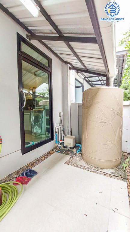 *****บ้านแฝดมือสอง โครงการ ไลฟ์ บางกอก บูเลอวาร์ด ราชพฤกษ์-ปิ่นเกล้า หลังมุม เนื้อที่ 38.90 ตร.ว. ฟังก์ชัน 3 ห้องนอน 3 ห้องน้ำ 2 ที่จอดรถ เฟอร์นิเจอร์บิวอินท์ครบ พร้อมเข้าอยู่ บนทำเลดี เชื่อมต่อถนนราชพฤกษ์ ถนนกาญจนาภิเษก ใกล้ห้างสรรพสินค้า Central Westville และจุดขึ้นทางด่วน "ศรีรัช"