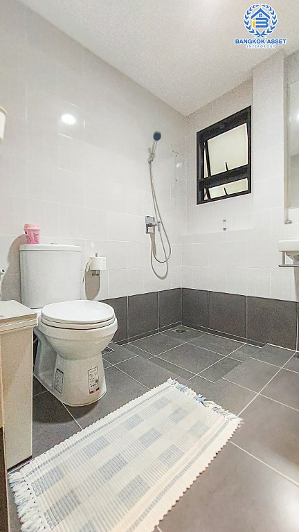 *****บ้านแฝดมือสอง โครงการ ไลฟ์ บางกอก บูเลอวาร์ด ราชพฤกษ์-ปิ่นเกล้า หลังมุม เนื้อที่ 38.90 ตร.ว. ฟังก์ชัน 3 ห้องนอน 3 ห้องน้ำ 2 ที่จอดรถ เฟอร์นิเจอร์บิวอินท์ครบ พร้อมเข้าอยู่ บนทำเลดี เชื่อมต่อถนนราชพฤกษ์ ถนนกาญจนาภิเษก ใกล้ห้างสรรพสินค้า Central Westville และจุดขึ้นทางด่วน "ศรีรัช"