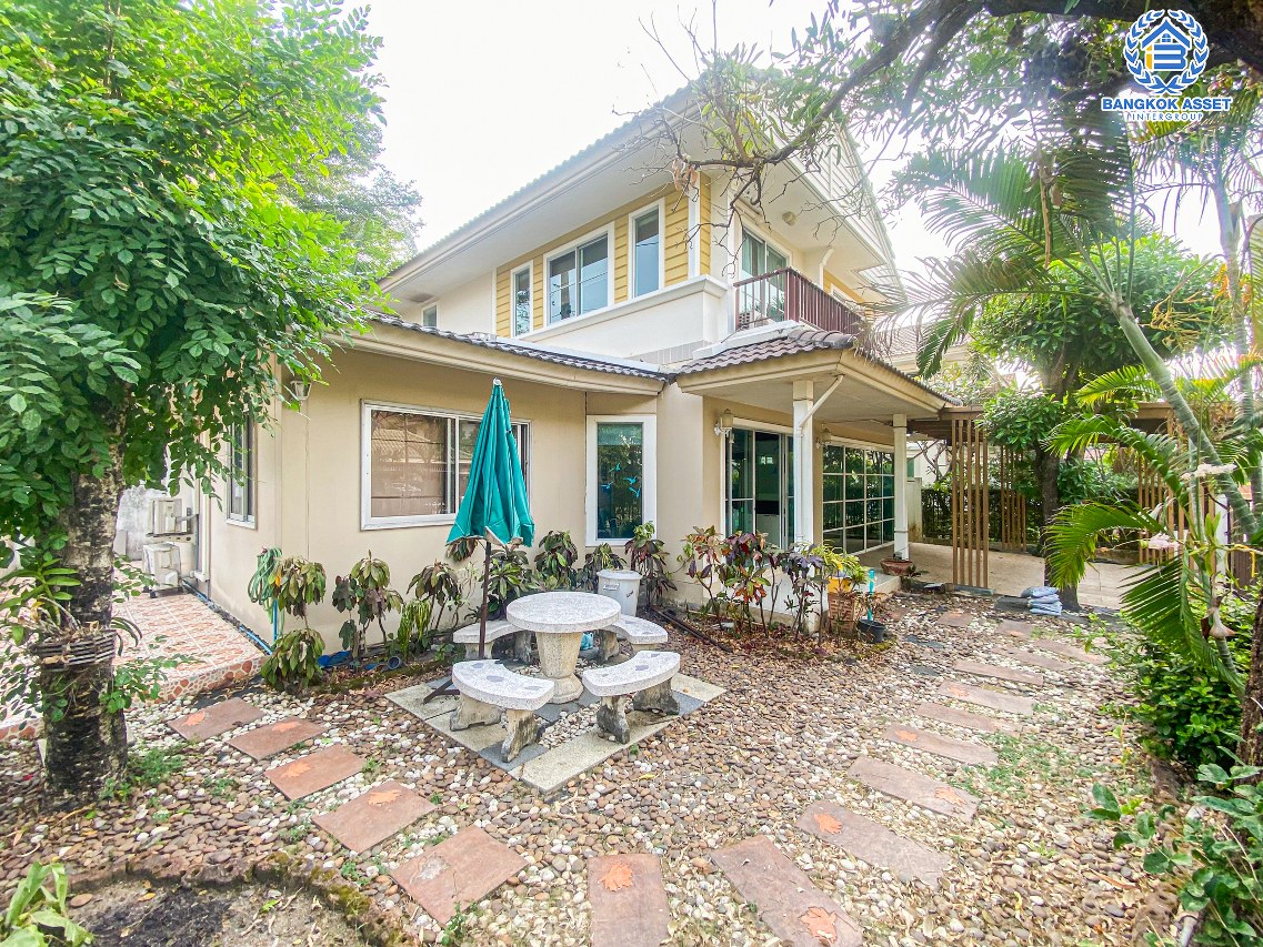 *****บ้านเดี่ยวมือสองนนทบุรี โครงการ พฤกษ์ลดา1 วงแหวน-รัตนาธิเบศร์ หลังมุม เนื้อที่กว้าง 63 ตร.ว. ฟังก์ชัน 4 ห้องนอน 3 ห้องน้ำ 2 ที่จอดรถ แถมฟรี! 5 เครื่องปรับอากาศ และเฟอร์นิเจอร์ บนทำเลเดินทางสะดวก ใกล้รถไฟฟ้าสายสีม่วง "สถานีคลองบางไผ่" และจุดขึ้นทางด่วน "กาญจนาภิเษก" จองเลย