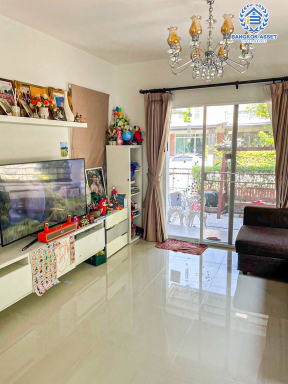 *****บ้านเดี่ยวมือสอง โครงการ Inizio2 ปิ่นเกล้า-วงแหวน เนื้อที่ 50 ตร.ว. ฟังก์ชัน 3 ห้องนอน 2 ห้องน้ำ ปรับปรุงใหม่ พร้อมอยู่ ฟรี! เครื่องปรับอากาศ บนทำเลเดินทางสะดวก เชื่อมต่อซอยวัดส้มเกลี้ยง ถนนกาญจนาภิเษก ถนนกรุงนนท์-จงถนอม ใกล้รถไฟฟ้าสายสีม่วง "สถานีตลาดบางใหญ่"  และจุดขึ้นทางด่วน "กาญจนาภิเษก"