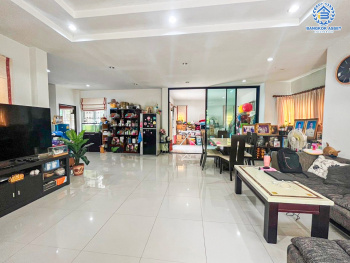 *****บ้านเดี่ยวมือสองนนทบุรี โครงการ ชิชากร กาญจนาภิเษก หลังมุม เนื้อที่กว้างมากถึง 65 ตร.ว. ฟังก์ชัน 3 ห้องนอน 4 ห้องน้ำ 2 ที่จอดรถ บ้านพร้อมเข้าอยู่ แถมฟรี! 3 เครื่องปรับอากาศ 3 เครื่องทำน้ำอุ่น บนทำเลเชื่อมต่อ ถนนรัตนาธิเบศร์, ถนนราชพฤกษ์ ใกล้รถไฟฟ้าสายสีม่วง "สถานีตลาดบางใหญ่" และทางด่วน "ศรีรัช"