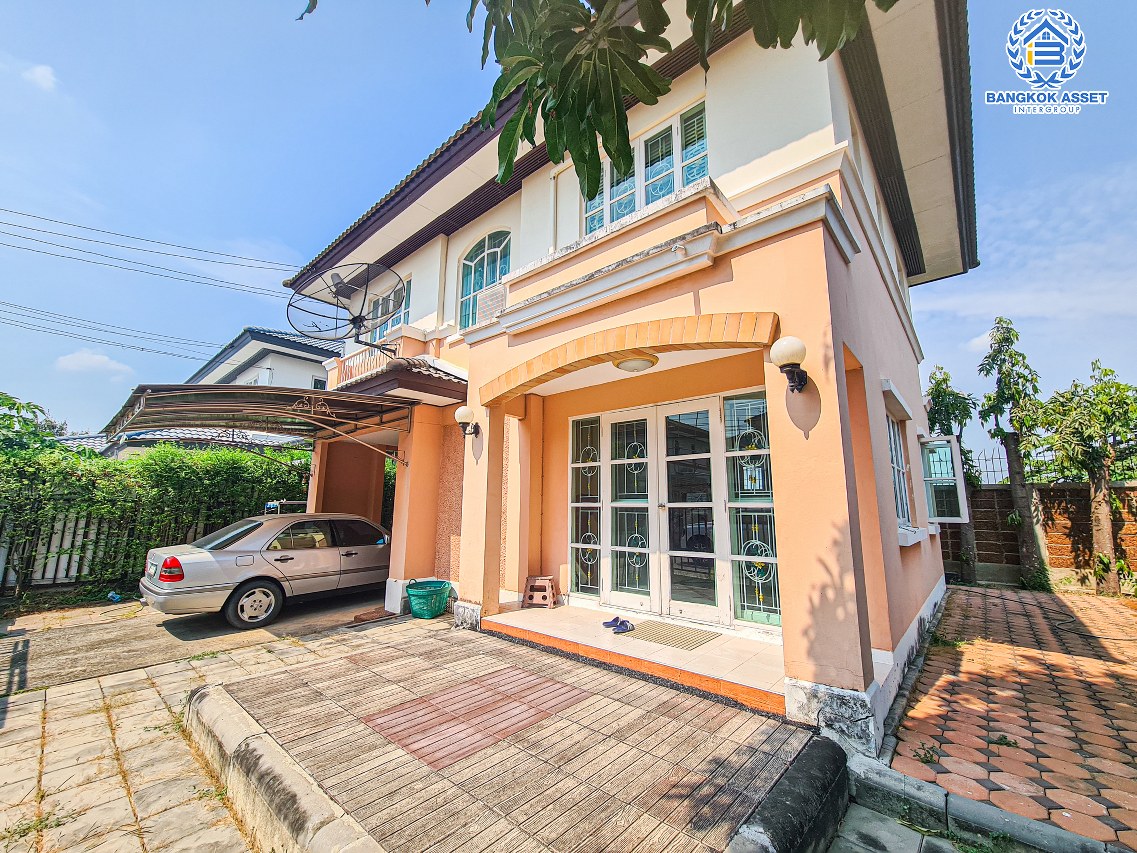 *****บ้านเดี่ยวมือสองนนทบุรี โครงการ ชัยพฤกษ์ วัดลาดปลาดุก เนื้อที่กว้าง 54.7 ตร.ว. ฟังก์ชัน 3 ห้องนอน 2 ห้องน้ำ 1 ที่จอดรถ บ้านดูแลดี โปร่งสะอาดน่าอยู่อาศัย บนทำเลแห่งการเดินทาง เชื่อมต่อถนนกาญจนาภิเษก ใกล้รถไฟฟ้าสายสีม่วง "สถานีคลองบางไผ่" และทางด่วน "กาญจนาภิเษก" จองเลย!