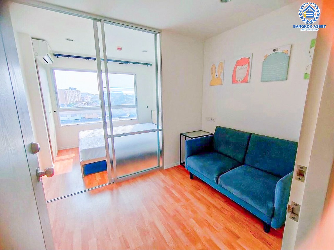 *****คอนโดมิเนียมมือสองนนทบุรี โครงการ ลุมพินี วิลล์ นครอินทร์-ริเวอร์วิว เนื้อที่ 22.84 ตร.ม. ฟังก์ชัน 1 ห้องนอน 1 ห้องน้ำ 1 ที่จอดรถ คอนโดสภาพดี น่าอยู่ บนทำเลเดินทางสะดวก เชื่อมต่อ ถนนนครอินทร์, ถนนกรุงเทพ-นนทบุรี ใกล้รถไฟฟ้าสายสีม่วง "สถานีแยกติวานนท์" ในราคาสุดคุ้ม!