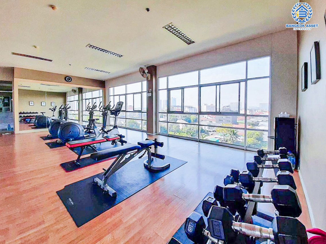 *****คอนโดมิเนียมมือสองนนทบุรี โครงการ ลุมพินี วิลล์ นครอินทร์-ริเวอร์วิว เนื้อที่ 22.84 ตร.ม. ฟังก์ชัน 1 ห้องนอน 1 ห้องน้ำ 1 ที่จอดรถ คอนโดสภาพดี น่าอยู่ บนทำเลเดินทางสะดวก เชื่อมต่อ ถนนนครอินทร์, ถนนกรุงเทพ-นนทบุรี ใกล้รถไฟฟ้าสายสีม่วง "สถานีแยกติวานนท์" ในราคาสุดคุ้ม!