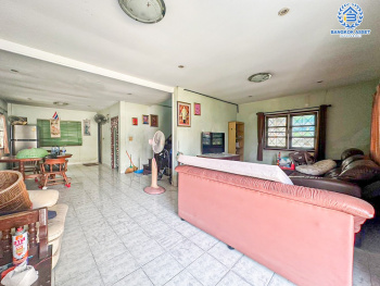 *****บ้านเดี่ยวมือสองกรุงเทพมหานคร โครงการ มหาดไทย2 พุทธมณฑล สาย1 เนื้อที่กว้าง 50 ตร.ว. ฟังก์ชัน 4 ห้องนอน 2 ห้องน้ำ 1 ที่จอดรถ บ้านสภาพดี บนทำเลใกล้เมือง เชื่อมต่อถนนพรานก-กาญจนาภิเษก, ถนนราชพฤกษ์, ถนนพุทธมณฑล สาย 1 และถนนบรมราชชนนี