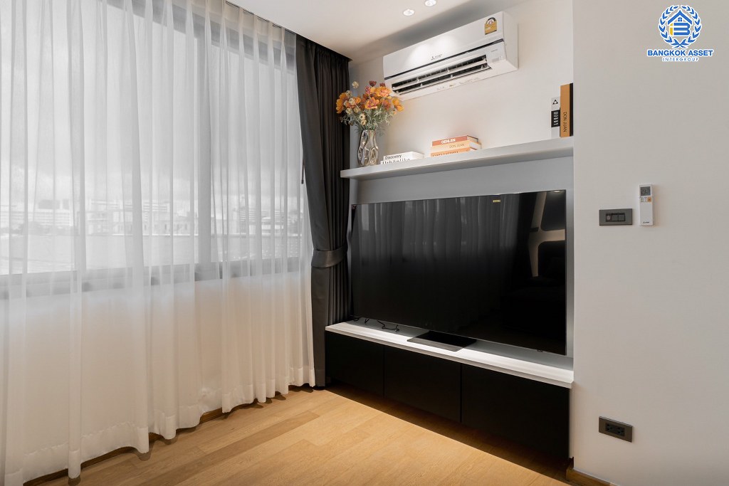 *****ทาวน์โฮมหรู 4 ชั้นมือสอง โครงการ ลักซ์35 ลาดพร้าว เนื้อที่ 36.20 ตร.ว. ฟังก์ชัน 3 ห้องนอน 4 ห้องน้ำ 4 ที่จอดรถ พร้อมลิฟท์ มีความเป็นส่วนตัว โครงการบนทำเลเดินทางสะดวก เชื่อมต่อถนนรัชภิเษก ถนนลาดพร้าว ถนนโชคชัย4 ใกล้รถไฟฟ้าสายสีเหลือง "สถานีภาวนา" และทางด่วนพิเศษฉลองรัช