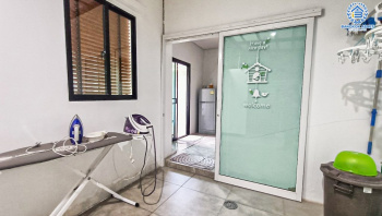 *****ทาวน์โฮม 3 ชั้นมือสอง โครงการ The Connect เพชรเกษม48 หลังมุม เนื้อที่ 34.60 ตร.ว. ฟังก์ชัน 3 ห้องนอน 3 ห้องน้ำ 2 ที่จอดรถ บนทำเลเดินทางสะดวก เชื่อมต่อถนนราชพฤกษ์ ถนนเพชรเกษม ถนนจรัญสนิทวงศ์ ใกล้รถไฟฟ้าสายสีเขียว(สายสีลม) "สถานีบางหว้า" และจุดขึ้นทางด่วน "เฉลิมมหานคร"