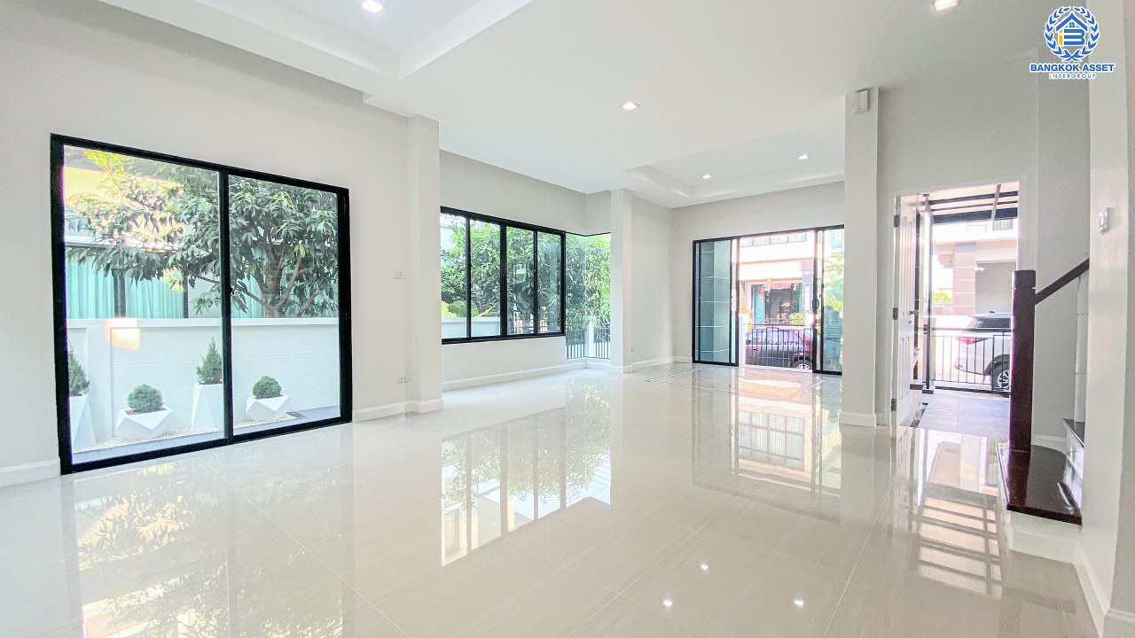 *****บ้านเดี่ยวมือสองนนทบุรี โครงการ ลัดดาวิลล์4 กาญจนาภิเษก เนื้อที่กว้าง 53.4 ตร.ว. ฟังก์ชัน 3 ห้องนอน 3 ห้องน้ำ 2 ที่จอดรถ บ้านตกแต่งใหม่ พร้อมเข้าอยู่ บนทำเลแห่งการเดินทาง เชื่อมต่อถนนหลายเส้นทาง ถนนบางกรวย-ไทรน้อย, ถนนกาญจนาภิเษก จองเลย!