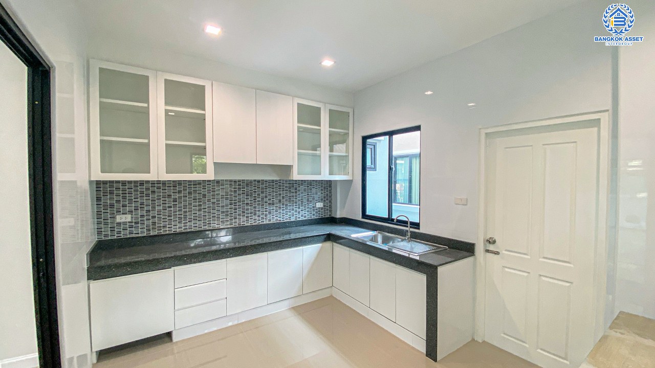 *****บ้านเดี่ยวมือสองนนทบุรี โครงการ ลัดดาวิลล์4 กาญจนาภิเษก เนื้อที่กว้าง 53.4 ตร.ว. ฟังก์ชัน 3 ห้องนอน 3 ห้องน้ำ 2 ที่จอดรถ บ้านตกแต่งใหม่ พร้อมเข้าอยู่ บนทำเลแห่งการเดินทาง เชื่อมต่อถนนหลายเส้นทาง ถนนบางกรวย-ไทรน้อย, ถนนกาญจนาภิเษก จองเลย!