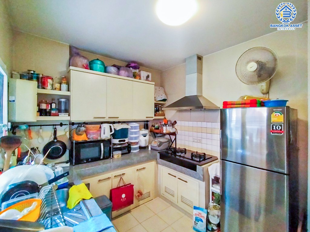 *****บ้านเดี่ยวมือสอง โครงการ บุราสิริ งามวงศ์วาน-ประชาชื่น เนื้อที่ 57.50 ตร.ว. ฟังก์ชัน 3 ห้องนอน 3 ห้องน้ำ 2 ที่จอดรถ บ้านสภาพดีเยี่ยม พร้อมเข้าอยู่ บนทำเลดี เชื่อมต่อถนนสามัคคี ถนนงามวงศ์วาน ถนนประชาชื่น ใกล้รถไฟฟ้าสายสีม่วง "สถานีศูนย์ราชการนนทบุรี"