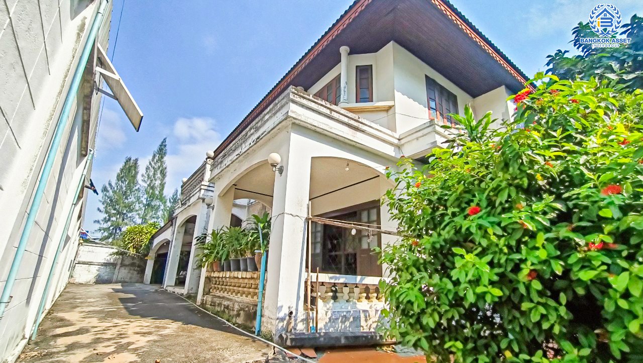 *****บ้านเดี่ยวมือสองกรุงเทพมหานคร บ้านเดี่ยวนอกโครงการ เอกชัย99/1  เนื้อที่กว้างมากถึง 133 ตร.ว. ฟังก์ชัน 4 ห้องนอน 2 ห้องน้ำ 3 ที่จอดรถ บ้านพื้นที่เยอะ บนทำเลแห่งการเดินทาง ติดถนนเอกชัย เชื่อมต่อถนนกาญจนาภิเษก, ถนนพระราม 2 ในราคาสุดคุ้ม !