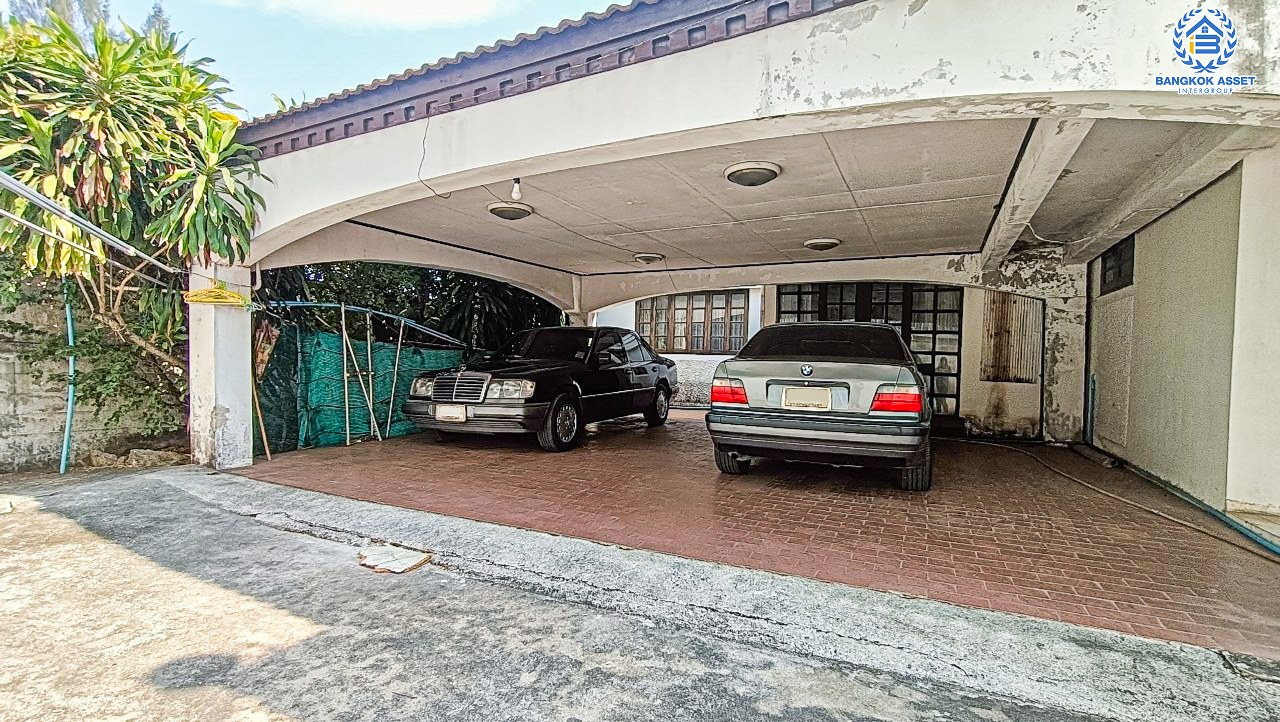 *****บ้านเดี่ยวมือสองกรุงเทพมหานคร บ้านเดี่ยวนอกโครงการ เอกชัย99/1  เนื้อที่กว้างมากถึง 133 ตร.ว. ฟังก์ชัน 4 ห้องนอน 2 ห้องน้ำ 3 ที่จอดรถ บ้านพื้นที่เยอะ บนทำเลแห่งการเดินทาง ติดถนนเอกชัย เชื่อมต่อถนนกาญจนาภิเษก, ถนนพระราม 2 ในราคาสุดคุ้ม !