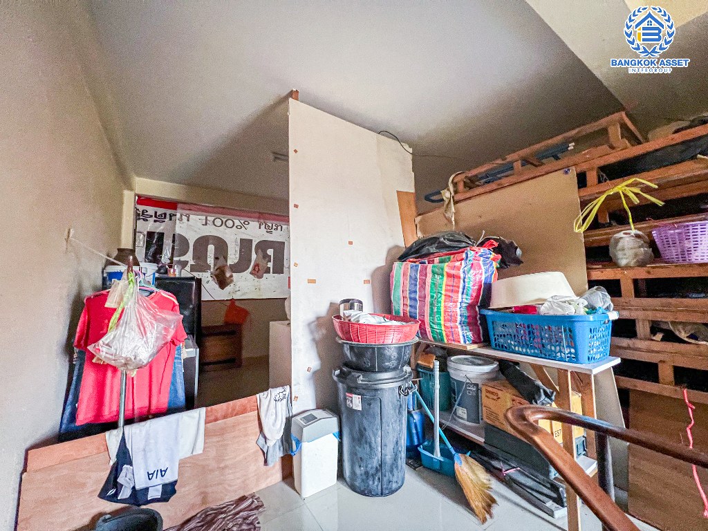 *****อาคารพาณิชย์มือสอง ซอยแก้วอินทร์ กาญจนาภิเษก เนื้อที่ 24 ตร.ว. พื้นที่ใช้สอย 238 ตร.ม. ฟังก์ชัน 2 ห้องนอน 2 ห้องน้ำ ภายในสภาพดี เหมาะสำหรับเริ่มทำธุรกิจ ตั้งบนทำเลติดถนนกาญจนาภิเษก เชื่อมต่อถนนแก้วอินทร์ ถนนรัตนาธิเบศร์ ถนนบางใหญ่-บางคูลัด ใกล้รถไฟฟ้าสายสีม่วง "สถานีตลาดบางใหญ่"