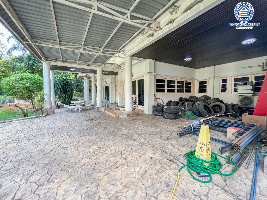 *****บ้านเดี่ยวมือสอง โครงการ เอเวอร์กรีน ซิตี้ กาญจนาภิเษก หลังมุม เนื้อที่ 169.20 ตร.ว. ฟังก์ชัน 4 ห้องนอน 3 ห้องน้ำ 3 ที่จอดรถ  บ้านหลังใหญ่ ราคาถูก ทำเลดีเดินทางสะดวก เชื่อมต่อถนนอุทยาน ถนนพุทธมณฑลสาย4 ถนนบางแวก ใกล้ห้างสรรพสินค้า เดอะมอลล์ บางแค