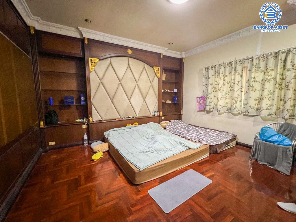 *****บ้านเดี่ยวมือสอง โครงการ เอเวอร์กรีน ซิตี้ กาญจนาภิเษก หลังมุม เนื้อที่ 169.20 ตร.ว. ฟังก์ชัน 4 ห้องนอน 3 ห้องน้ำ 3 ที่จอดรถ  บ้านหลังใหญ่ ราคาถูก ทำเลดีเดินทางสะดวก เชื่อมต่อถนนอุทยาน ถนนพุทธมณฑลสาย4 ถนนบางแวก ใกล้ห้างสรรพสินค้า เดอะมอลล์ บางแค