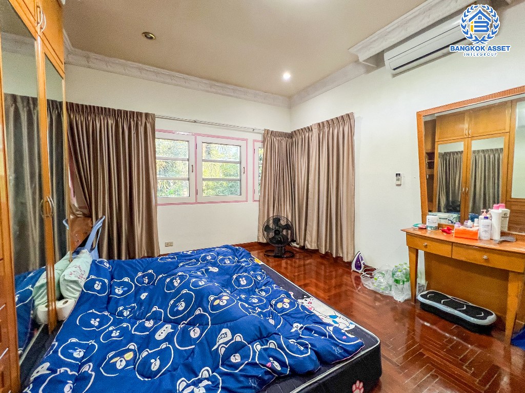 *****บ้านเดี่ยวมือสอง โครงการ เอเวอร์กรีน ซิตี้ กาญจนาภิเษก หลังมุม เนื้อที่ 169.20 ตร.ว. ฟังก์ชัน 4 ห้องนอน 3 ห้องน้ำ 3 ที่จอดรถ  บ้านหลังใหญ่ ราคาถูก ทำเลดีเดินทางสะดวก เชื่อมต่อถนนอุทยาน ถนนพุทธมณฑลสาย4 ถนนบางแวก ใกล้ห้างสรรพสินค้า เดอะมอลล์ บางแค