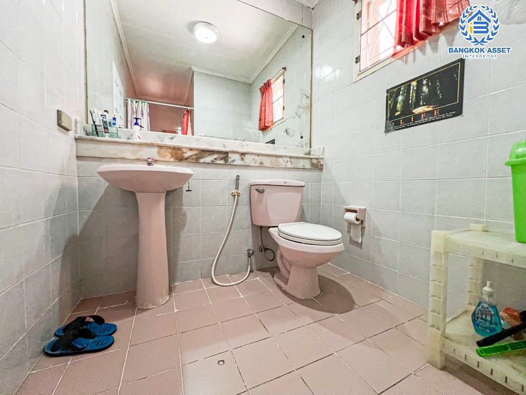 *****บ้านเดี่ยวมือสอง โครงการ ชัยพฤกษ์ วงแหวน-รัตนาธิเบศร์ เนื้อที่ 53 ตร.ว. ฟังก์ชัน 3 ห้องนอน 2 ห้องน้ำ 2 ที่จอดรถ โครงการบนทำเลเดินทางสะดวก เชื่อมต่อถนนกาญจนาภิเษก ถนนคลองถนน ถนนบ้านกล้วย-ไทรน้อย ใกล้รถไฟฟ้าสายสีม่วง "สถานีคลองบางไผ่" และจุดขึ้นทางด่วน "กาญจนาภิเษก"