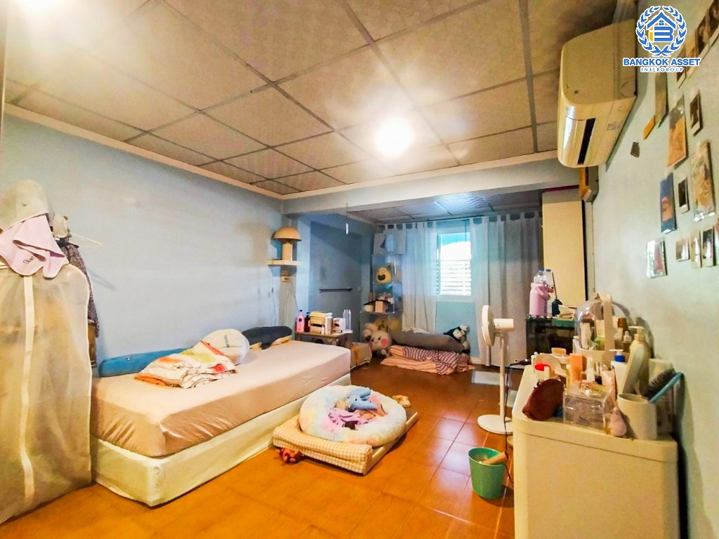 *****บ้านแฝดมือสอง ซอยพระรามที่2 พระราม2 เนื้อที่ 58 ตร.ว. ฟังก์ชัน 7 ห้องนอน 4 ห้องน้ำ 3 ที่จอดรถ โครงการบนทำเลเดินทางสะดวก เชื่อมต่อถนนพระราม2 ถนนกาญจนาภิเษก ถนนบางขุนเทียนชายทะเล ใกล้ห้างสรรพสินค้าเซ็นทรัลพระราม2 และจุดขึ้นทางด่วนศรีรัช(วงแหวนกาญจณาภิเษก), ทางพิเศษเฉลิมมหานคร