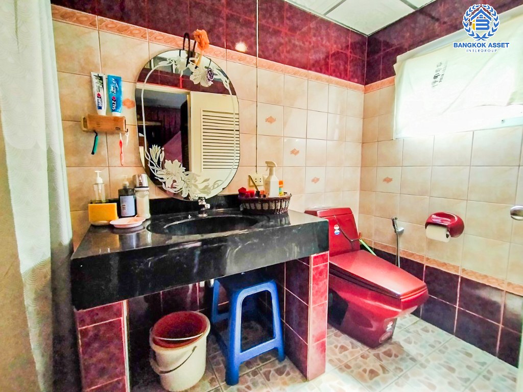 *****บ้านแฝดมือสอง ซอยพระรามที่2 พระราม2 เนื้อที่ 58 ตร.ว. ฟังก์ชัน 7 ห้องนอน 4 ห้องน้ำ 3 ที่จอดรถ โครงการบนทำเลเดินทางสะดวก เชื่อมต่อถนนพระราม2 ถนนกาญจนาภิเษก ถนนบางขุนเทียนชายทะเล ใกล้ห้างสรรพสินค้าเซ็นทรัลพระราม2 และจุดขึ้นทางด่วนศรีรัช(วงแหวนกาญจณาภิเษก), ทางพิเศษเฉลิมมหานคร