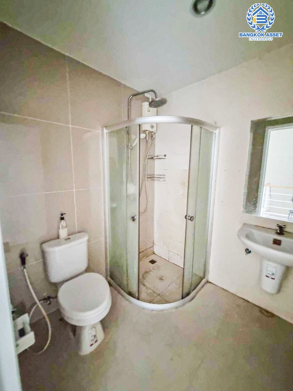 *****ทาวน์เฮ้าส์มือสอง โครงการ พฤกษาวิลล์69 กาญจนาฯ-ลาดปลาดุก เนื้อที่ 26.60 ตร.ว. ฟังก์ชัน 3 ห้องนอน 2 ห้องน้ำ บ้านปรับปรุงใหม่สภาพเยี่ยม โครงการบนทำเลดี เชื่อมต่อถนนกาญจนาภิเษก ถนนบางกรวย-ไทรน้อย ซอยวัดลาดปลาดุก ใกล้รถไฟฟ้าสายสีม่วง "สถานีคลองบางไผ่" และจุดขึ้นทางด่วน "กาญจนาภิเษก"