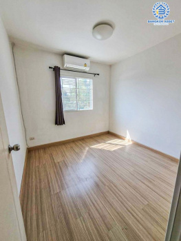 *****ทาวน์เฮ้าส์มือสอง โครงการ พฤกษาวิลล์69 กาญจนาฯ-ลาดปลาดุก เนื้อที่ 26.60 ตร.ว. ฟังก์ชัน 3 ห้องนอน 2 ห้องน้ำ บ้านปรับปรุงใหม่สภาพเยี่ยม โครงการบนทำเลดี เชื่อมต่อถนนกาญจนาภิเษก ถนนบางกรวย-ไทรน้อย ซอยวัดลาดปลาดุก ใกล้รถไฟฟ้าสายสีม่วง "สถานีคลองบางไผ่" และจุดขึ้นทางด่วน "กาญจนาภิเษก"