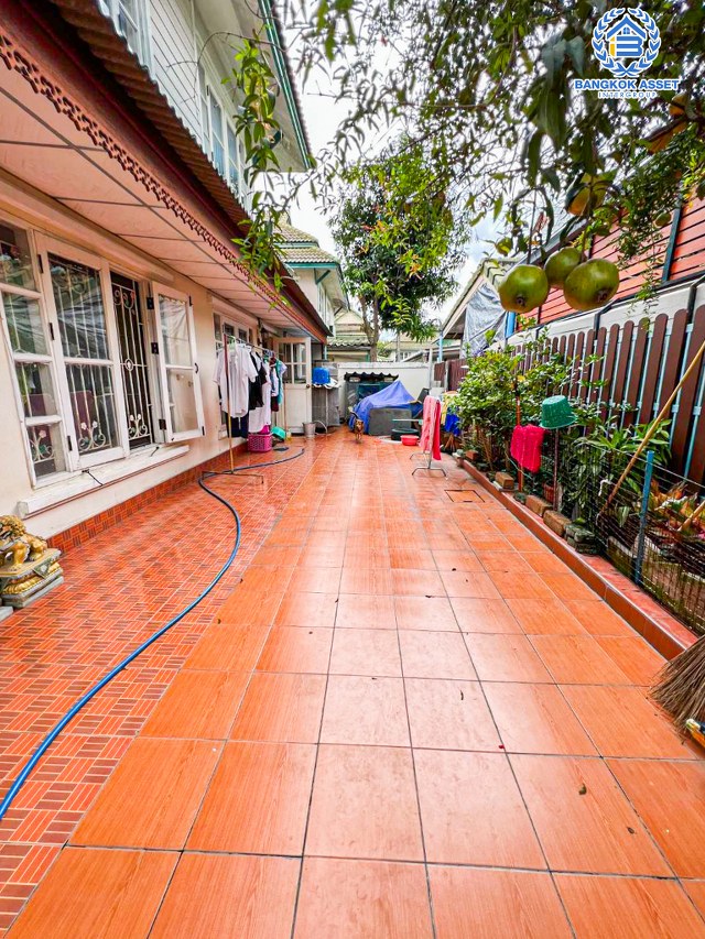 *****บ้านแฝดมือสองนนทบุรี โครงการ พฤกษา19 กาญจนาภิเษก เนื้อที่กว้าง 35 ตร.ว. ฟังก์ชัน 3 ห้องนอน 2 ห้องน้ำ 3 ที่จอดรถ บ้านกว้าง ภายในสภาพดี บนทำเลเดินทางสะดวก เชื่อมต่อถนนกาญจนาภิเษก, ถนนรัตนาธิเบศร์, ถนนราชพฤกษ์ ใกล้เซ็นทรัลเวสต์เกต และรถไฟฟ้าสายสีม่วง "สถานีคลองบางไผ่"