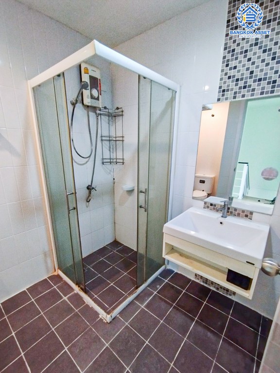 *****ทาวน์เฮ้าส์มือสอง โครงการ เดอะคอนเนค อ่อนนุช2 เนื้อที่ 18.20 ตร.ว. ฟังก์ชัน 3 ห้องนอน 2 ห้องน้ำ บ้านสภาพดีเยี่ยม บรรยากาศเป็นส่วนตัว บนทำเลเมือง รายล้อมด้วยสิ่งอำนวยความสะดวก เชื่อมต่อถนนอ่อนนุช ถนนตัดใหม่ ถนนลาดกระบัง ใกล้โรบินสัน ไลฟ์สไตล์ ลาดกระบัง