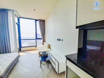 *****คอนโดมิเนียมมือสอง โครงการ แชปเตอร์ เจริญนคร- ริเวอร์ไซด์ เนื้อที่ 25.40 ตร.ม. ฟังก์ชัน 1 ห้องนอน 1 ห้องน้ำ 1 ที่จอดรถ บรรยากาศริมแม่น้ำเจ้าพระยา ใกล้เอเชียทีค เชื่อมต่อถนนเจริญนคร ถนนสมเด็จพระเจ้าตากสิน ใกล้รถไฟฟ้าสายสีทอง "สถานีกรุงธนบุรี" และจุดขึ้นทางด่วน "ศรีรัช"