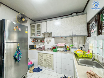 *****บ้านเดี่ยวมือสอง โครงการ เมืองเอก โครงการ3 เนื้อที่ 108 ตร.ว. ฟังก์ชัน 4 ห้องนอน 3 ห้องน้ำ 2 ที่จอดรถ บ้านพร้อมอยู่ราคาถูกสุด โครงการบนทำเลเดินทางสะดวก เชื่อมต่อถนนวิภาวดี-รังสิต ถนนพหลโยธิน ถนนรามอินทรา ใกล้รถไฟฟ้าสายสีแดง "สถานีหลักหก" และจุดขึ้นทางด่วน "อุตราภิมุข"