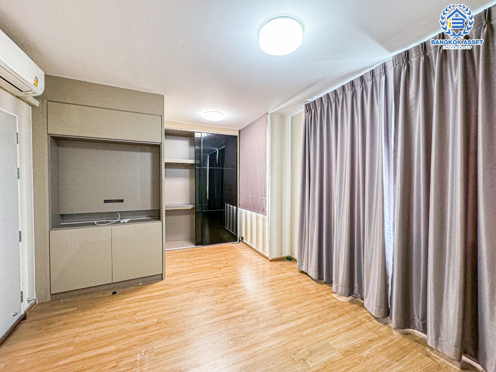 *****ทาวน์เฮ้าส์มือสอง พลีโน่ ชัยพฤกษ์ หลังมุม เนื้อที่ 	35.30 ตร.ว. ฟังก์ชัน 3 ห้องนอน 2 ห้องน้ำ 2 ที่จอดรถ บ้านสวยพร้อมอยู่ โครงการบนทำเลดี เชื่อมต่อถนนราชพฤกษ์ ถนนรัตนาธิเบศร์ ถนนชัยพฤกษ์ และจุดขึ้นทางด่วน "แจ้งวัฒนะ"