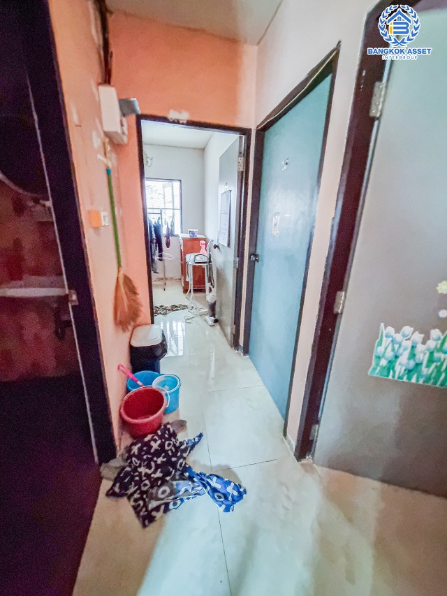 *****ทาวน์เฮ้าส์มือสองนนทบุรี โครงการ พฤกษา3 กาญจนาภิเษก เนื้อที่ 18 ตร.ว. ฟังก์ชัน 3 ห้องนอน 3 ห้องน้ำ บ้านทำเลเหมาะแก่การค้าขาย บนทำเลแห่งการเดินทาง เชื่อมต่อถนนกาญจนาภิเษก ใกล้เซ็นทรัลเวสเกต, บิ๊กซี บางใหญ่ และจุดขึ้นทางด่วน "กาญจนาภิเษก" จองเลย!