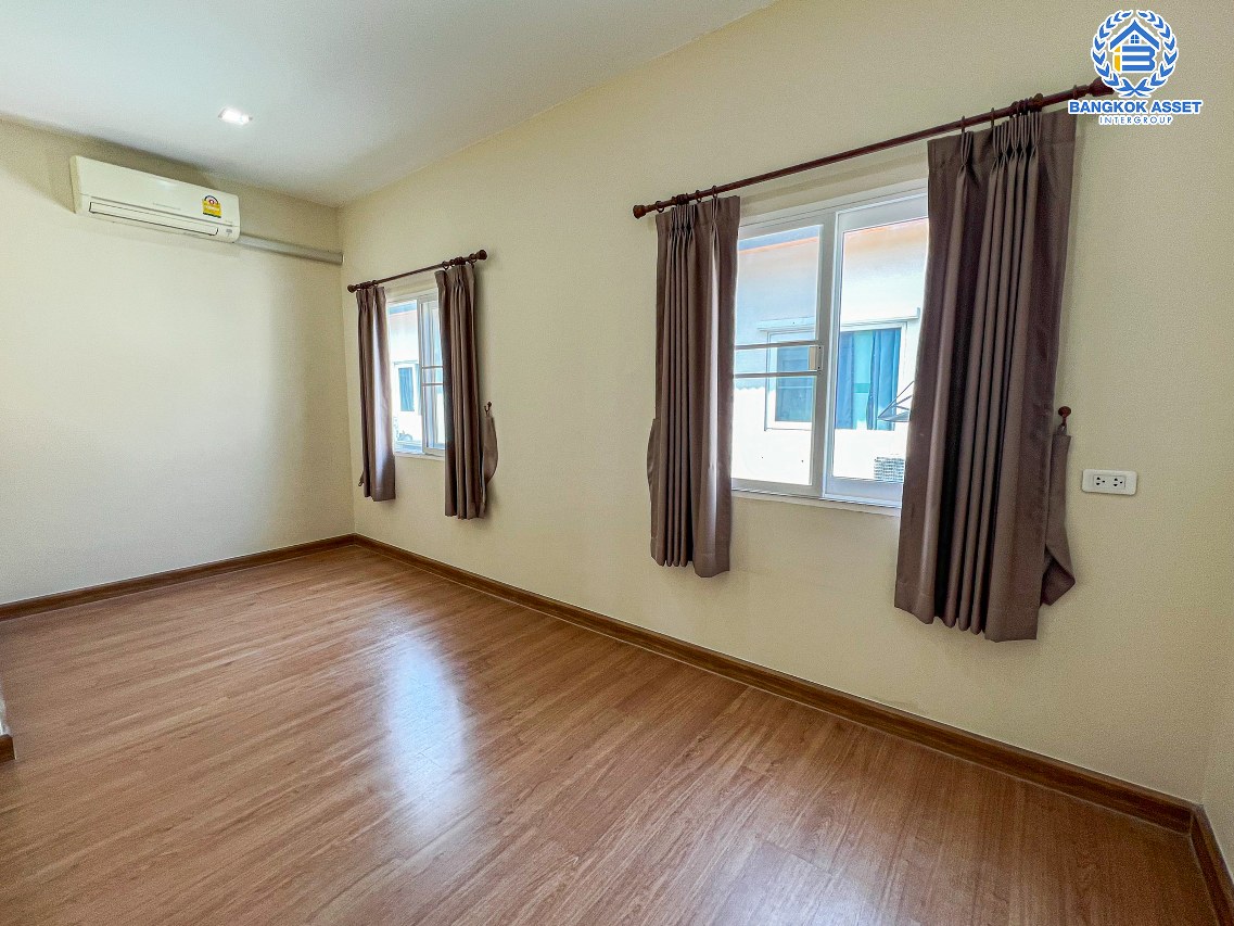 *****ทาวน์เฮ้าส์มือสองสมุทรสาคร โครงการ โกลเด้นทาวน์2 พระราม2 เนื้อที่ 16.3 ตร.ว. ฟังก์ชัน 3 ห้องนอน 2 ห้องน้ำ ภายในสภาพนางฟ้า พร้อมเข้าอยู่ แถมฟรี! 2 เครื่องปรับอากาศ, 1 เครื่องดูดควัน บนทำเลดี เชื่อมต่อถนนพระราม 2, ถนนกาญจนาภิเษก ใกล้เซ็นทรัลพระราม 2