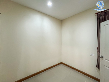 *****ทาวน์เฮ้าส์มือสองสมุทรสาคร โครงการ โกลเด้นทาวน์2 พระราม2 เนื้อที่ 16.3 ตร.ว. ฟังก์ชัน 3 ห้องนอน 2 ห้องน้ำ ภายในสภาพนางฟ้า พร้อมเข้าอยู่ แถมฟรี! 2 เครื่องปรับอากาศ, 1 เครื่องดูดควัน บนทำเลดี เชื่อมต่อถนนพระราม 2, ถนนกาญจนาภิเษก ใกล้เซ็นทรัลพระราม 2