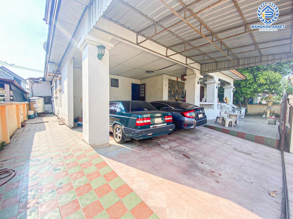 *****บ้านเดี่ยวมือสอง โครงการ กฤษดานคร20 ปิ่นเกล้า เนื้อที่ 104 ตร.ว. ฟังก์ชัน 3 ห้องนอน 3 ห้องน้ำ 2 ที่จอดรถ บ้านหลังใหญ่ บนพื้นที่กว้างขวาง การเดินทางสะดวก เชื่อมต่อถนนบรมราชชนนี ถนนเพชรเกษม ถนนพุทธมณฑลสาย2 ใกล้ห้างสรรพสินค้าเซ็นทรัล ปิ่นเกล้า ใกล้จุดขึ้นทางด่วน "กาญจนาภิเษก"...