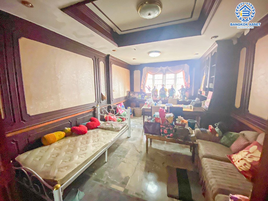 *****บ้านเดี่ยวมือสอง โครงการ กฤษดานคร20 ปิ่นเกล้า เนื้อที่ 104 ตร.ว. ฟังก์ชัน 3 ห้องนอน 3 ห้องน้ำ 2 ที่จอดรถ บ้านหลังใหญ่ บนพื้นที่กว้างขวาง การเดินทางสะดวก เชื่อมต่อถนนบรมราชชนนี ถนนเพชรเกษม ถนนพุทธมณฑลสาย2 ใกล้ห้างสรรพสินค้าเซ็นทรัล ปิ่นเกล้า ใกล้จุดขึ้นทางด่วน "กาญจนาภิเษก"...