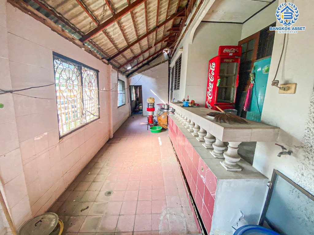 *****บ้านเดี่ยวมือสอง โครงการ กฤษดานคร20 ปิ่นเกล้า เนื้อที่ 104 ตร.ว. ฟังก์ชัน 3 ห้องนอน 3 ห้องน้ำ 2 ที่จอดรถ บ้านหลังใหญ่ บนพื้นที่กว้างขวาง การเดินทางสะดวก เชื่อมต่อถนนบรมราชชนนี ถนนเพชรเกษม ถนนพุทธมณฑลสาย2 ใกล้ห้างสรรพสินค้าเซ็นทรัล ปิ่นเกล้า ใกล้จุดขึ้นทางด่วน "กาญจนาภิเษก"...