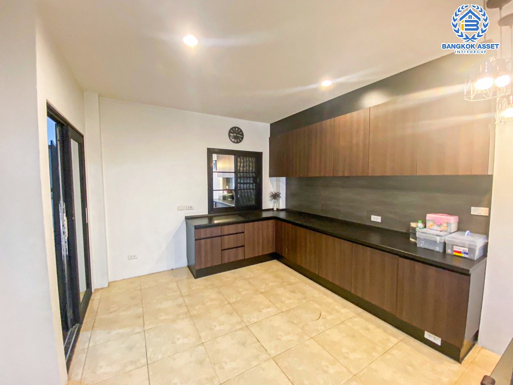 *****บ้านเดี่ยวมือสอง โครงการ มณีรินทร์ เลค แอนด์ พาร์ค 345 เนื้อที่ 62.20 ตร.ว. ฟังก์ชัน 4 ห้องนอน 2 ห้องน้ำ 3 ที่จอดรถ ทำเลเดินทางสะดวก เชื่อมต่อถนนศรีสมาน ถนนกาญจนาภิเษก ถนนสะพานนนทบุรี-บางบัวทอง(345) ใกล้ห้างสรรพสินค้าเซ็นทรัลเวสต์วิลล์ และจุดขึ้นทางด่วน "ศรีสมาน"