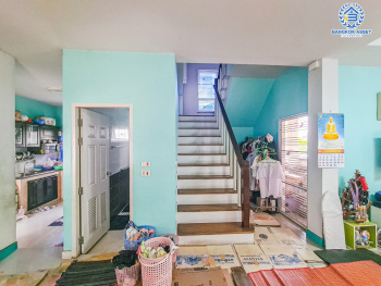 *****บ้านเดี่ยวมือสองนนทบุรี โครงการ เดอะลิฟวิ่ง3 บ้านกล้วย-ไทรน้อย เนื้อที่กว้างเกือบ 56 ตร.ว. ฟังก์ชัน 3 ห้องนอน 3 ห้องน้ำ 2 ที่จอดรถ บ้านภายในสภาพดี บนทำเลเดินทางสะดวก ติดถนนกาญจนาภิเษก ใกล้เซ็นทรัลเวสต์เกต และรถไฟฟ้าสายสีม่วง "สถานีคลองบางไผ่" จองเลย!