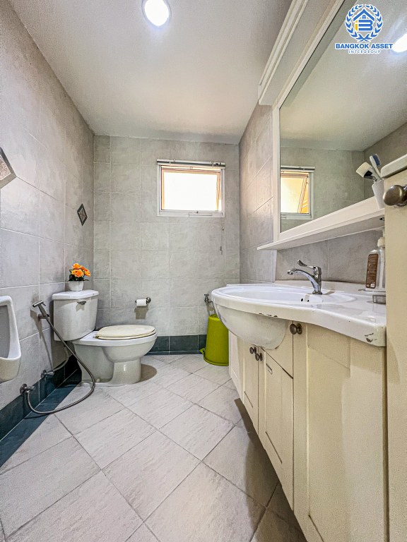 *****บ้านเดี่ยวมือสอง โครงการ ชัยพฤกษ์ บางบัวทอง หลังมุม เนื้อที่ 101.09 ตร.ว. ฟังก์ชัน 4 ห้องนอน 4 ห้องน้ำ 4 ที่จอดรถ บ้าน Type ใหญ่ที่สุด เนื้อที่กว้างขวาง โครงการบนทำเลดี เชื่อมต่อถนนราชพฤกษ์ ถนนรัตนาธิเบศร์ ถนนบางกรวย-ไทรน้อย ใกล้รถไฟฟ้าสายสีม่วง"สถานีแยกบางพลู" ใกล้ห้างสรรพสินค้าเซ็นทรัลเวสต์เกต