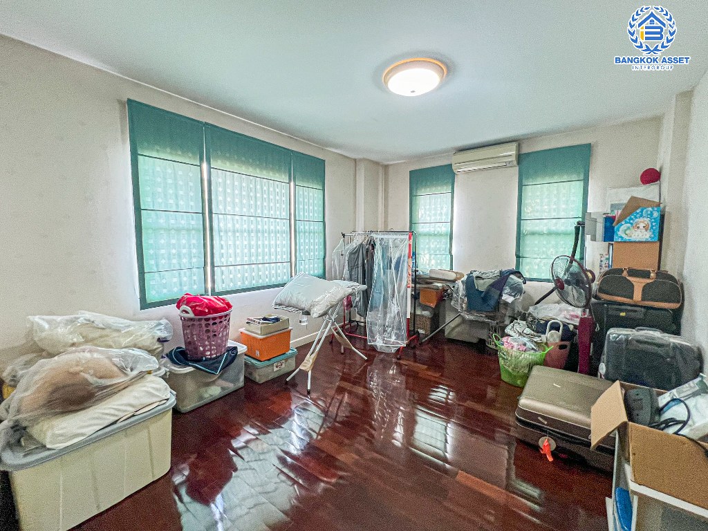 *****บ้านเดี่ยวมือสอง โครงการ ชัยพฤกษ์ บางบัวทอง หลังมุม เนื้อที่ 101.09 ตร.ว. ฟังก์ชัน 4 ห้องนอน 4 ห้องน้ำ 4 ที่จอดรถ บ้าน Type ใหญ่ที่สุด เนื้อที่กว้างขวาง โครงการบนทำเลดี เชื่อมต่อถนนราชพฤกษ์ ถนนรัตนาธิเบศร์ ถนนบางกรวย-ไทรน้อย ใกล้รถไฟฟ้าสายสีม่วง"สถานีแยกบางพลู" ใกล้ห้างสรรพสินค้าเซ็นทรัลเวสต์เกต