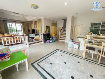 *****บ้านเดี่ยวมือสอง โครงการ ชัยพฤกษ์ บางบัวทอง หลังมุม เนื้อที่ 101.09 ตร.ว. ฟังก์ชัน 4 ห้องนอน 4 ห้องน้ำ 4 ที่จอดรถ บ้าน Type ใหญ่ที่สุด เนื้อที่กว้างขวาง โครงการบนทำเลดี เชื่อมต่อถนนราชพฤกษ์ ถนนรัตนาธิเบศร์ ถนนบางกรวย-ไทรน้อย ใกล้รถไฟฟ้าสายสีม่วง"สถานีแยกบางพลู" ใกล้ห้างสรรพสินค้าเซ็นทรัลเวสต์เกต