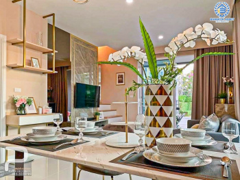 *****ทาวน์เฮ้าส์มือสอง โครงการ ฟลอรา ติวานนท์ หลังมุม เนื้อที่ 23.50 ตร.ว. ฟังก์ชัน 4 ห้องนอน 3 ห้องน้ำ 2 ที่จอดรถ บ้านสวยสไตล์ Modern ภายในเหมือนใหม่ โครงการบนทำเลดี เชื่อมต่อถนนประชาราษฎร์ ถนนติวานนท์ ถนนพิบูลย์สงคราม ใกล้รถไฟฟ้าสายสีม่วง "สถานีแยกติวานนท์" และจุดขึ้นทางด่วน "ศรีรัช"